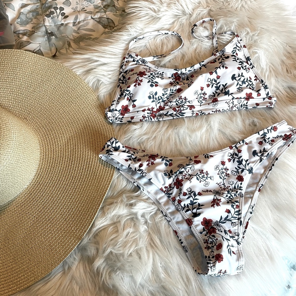 NEW ditsy floral cami bikini MED/LG